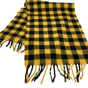 Vintage The Gap 100% Lambswool Buffalo Plaid Fringed Scarf Made in Italy